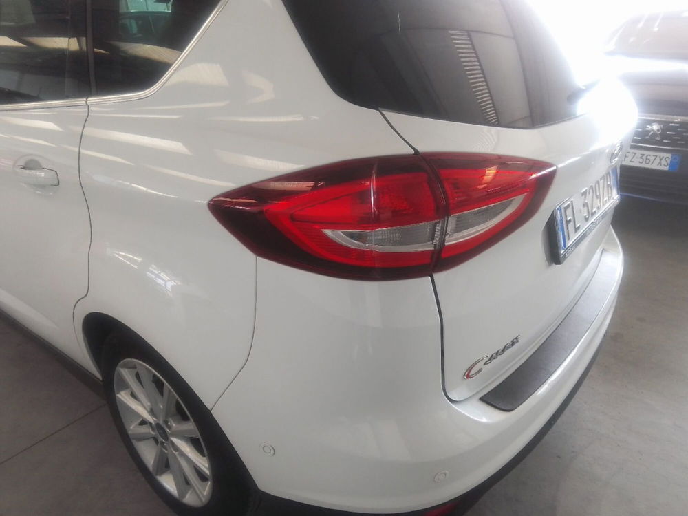 Ford C-Max usata a Milano (13)