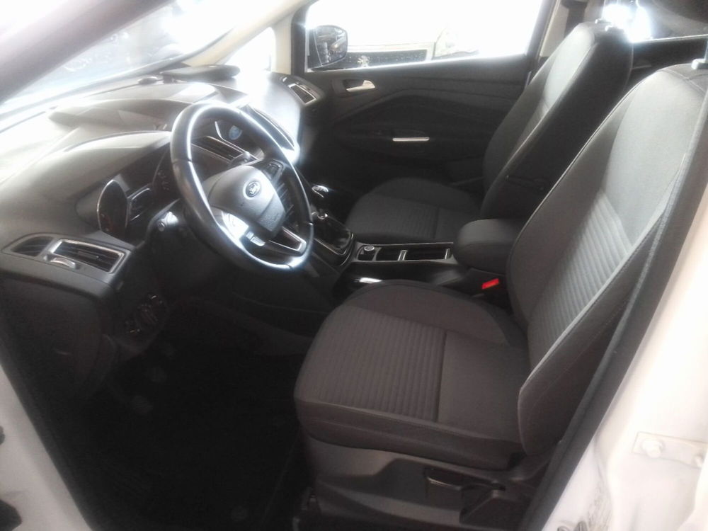 Ford C-Max usata a Milano (16)