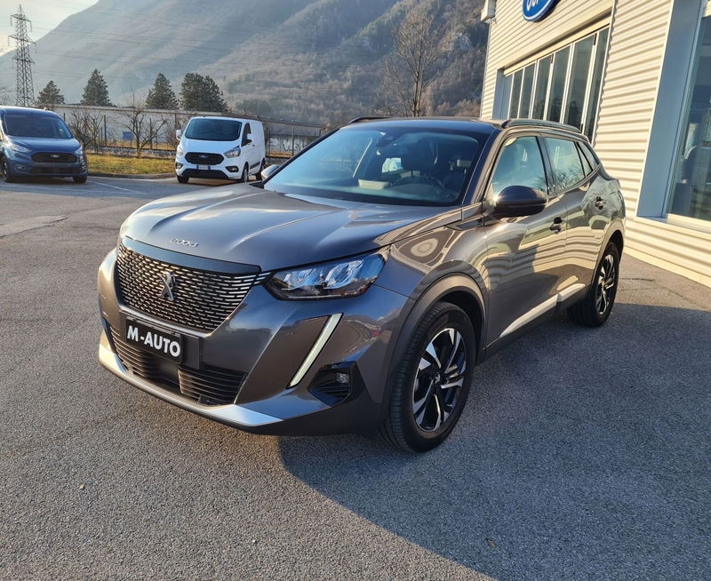 Peugeot 2008 PureTech 100 S&amp;S Allure Pack  del 2020 usata a Belluno