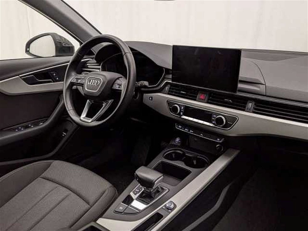 Audi A4 Avant 35 TDI/163 CV S tronic Business Advanced  del 2022 usata a Pesaro (3)