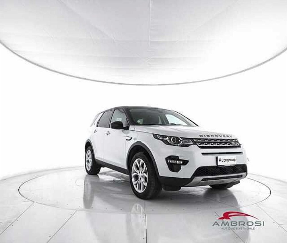 Land Rover Discovery Sport 2.0 TD4 150 CV HSE  del 2017 usata a Corciano (2)