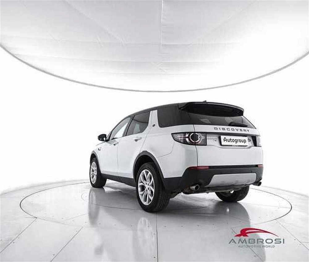 Land Rover Discovery Sport 2.0 TD4 150 CV HSE  del 2017 usata a Corciano (4)