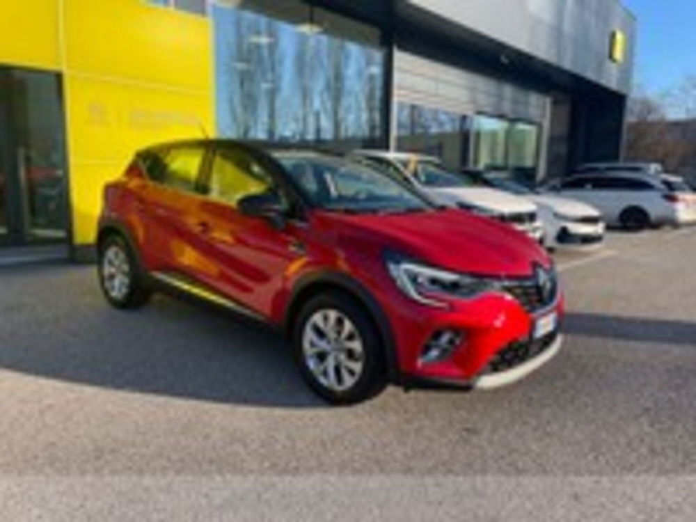 Renault Captur TCe 100 CV Intens  del 2020 usata a Pordenone (2)