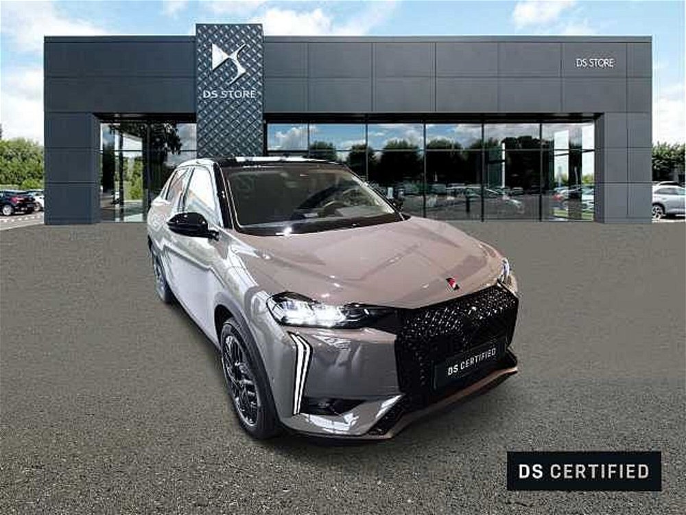 Ds DS 3 DS3 50kWh e-tense Performance Line obc 7kW auto nuova a Magenta (3)