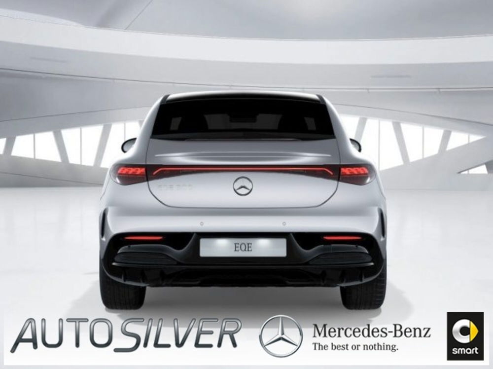 Mercedes-Benz EQE nuova a Verona (4)