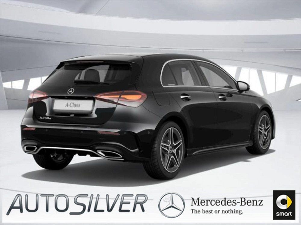 Mercedes-Benz CLA 250 e Automatic Plug-in hybrid AMG Line Advanced Plus nuova a Verona (2)
