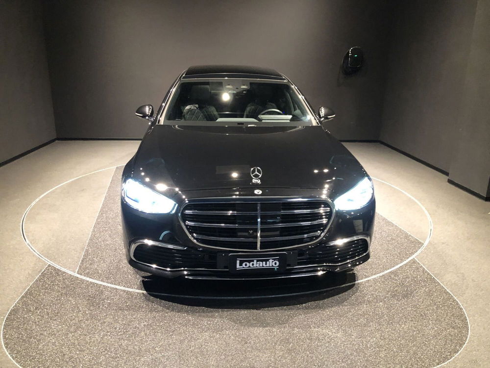 Mercedes-Benz Classe S 450 4Matic Mild hybrid Premium Plus  del 2023 usata a Bergamo (2)