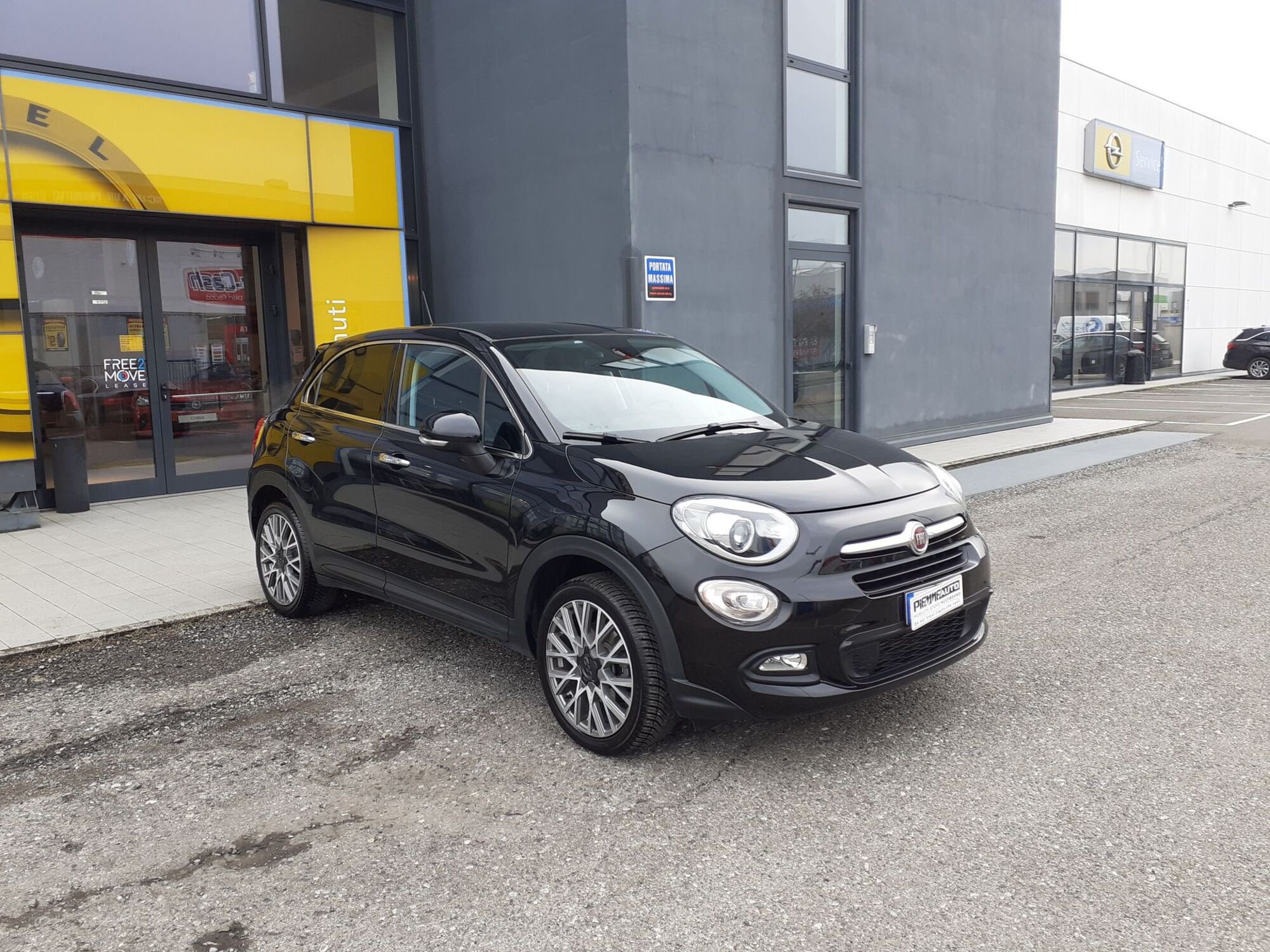 Fiat 500X 1.4 MultiAir 140 CV DCT Lounge  del 2016 usata a Piacenza