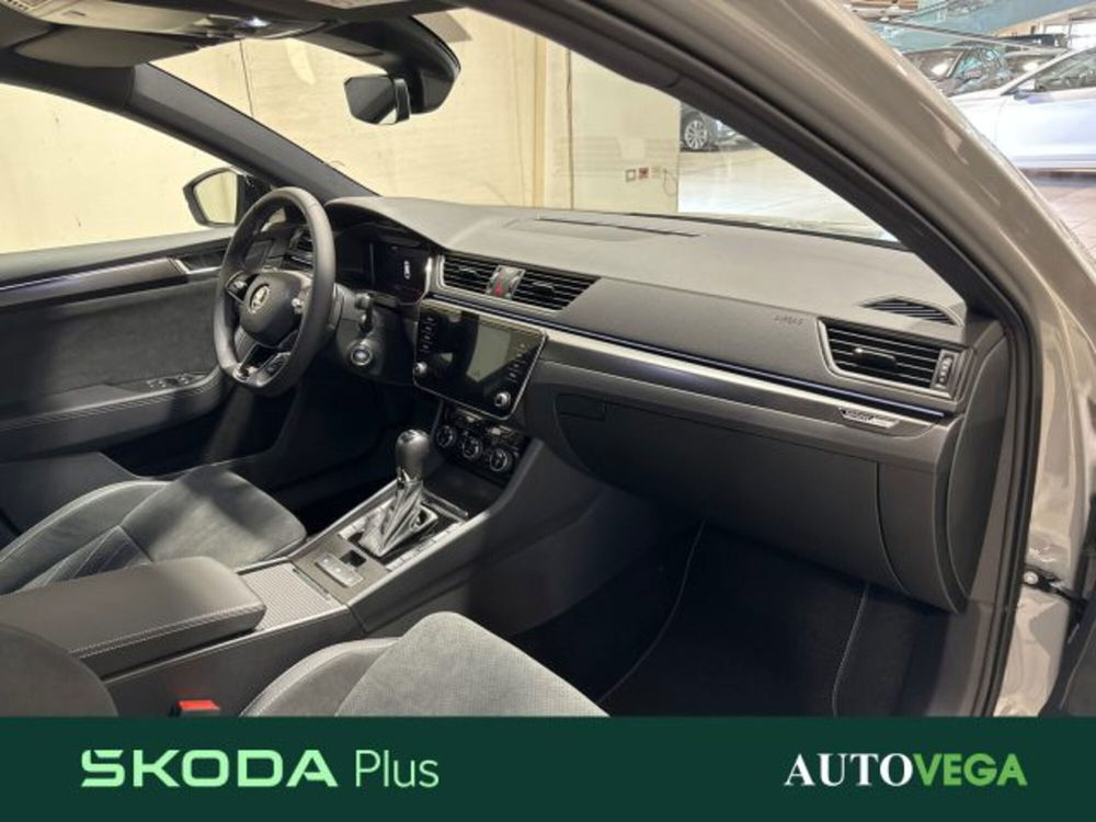 Skoda Superb Station Wagon nuova a Vicenza (6)