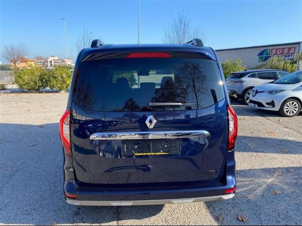 Renault Kangoo nuova a Macerata (6)