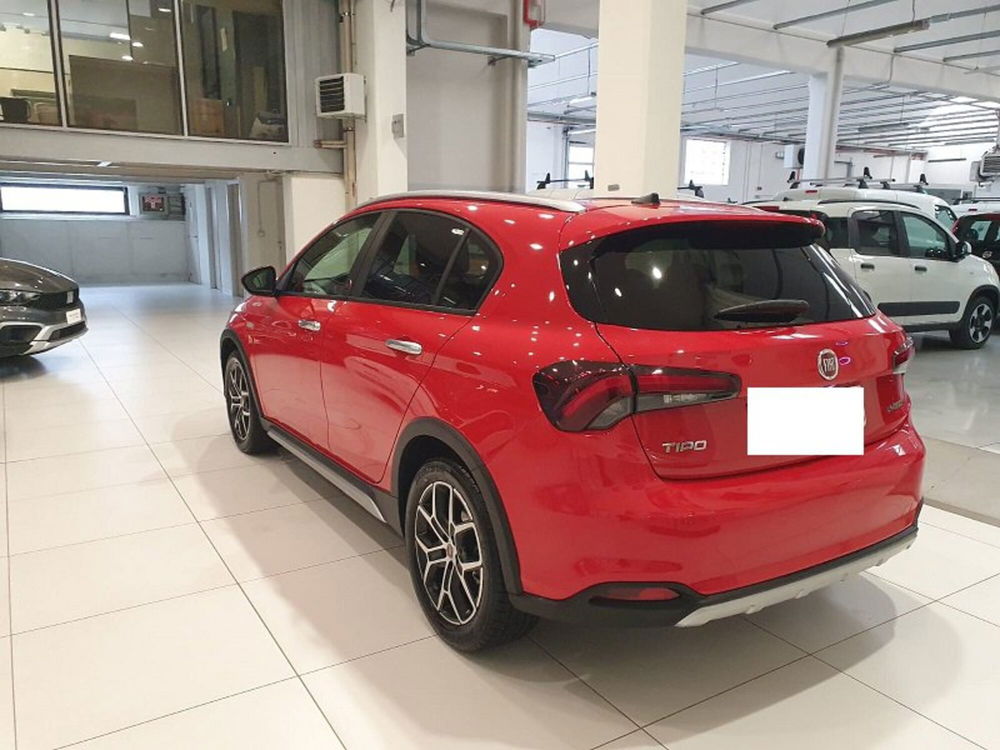 Fiat Tipo Tipo 1.5 Hybrid DCT 5 porte Red  del 2022 usata a Chieti (4)