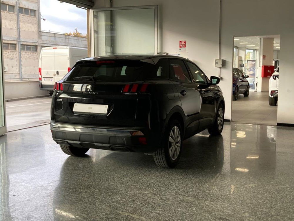 Peugeot 3008 BlueHDi 130 S&S EAT8 Active  del 2019 usata a San Benedetto del Tronto (5)