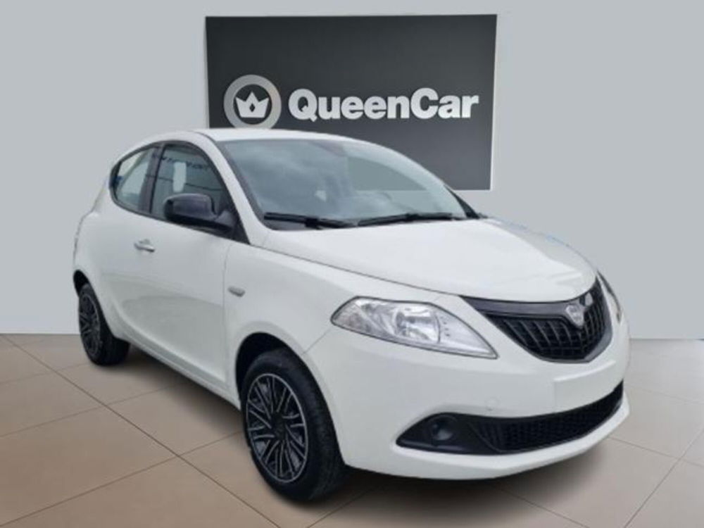 Lancia Ypsilon nuova a Torino (19)