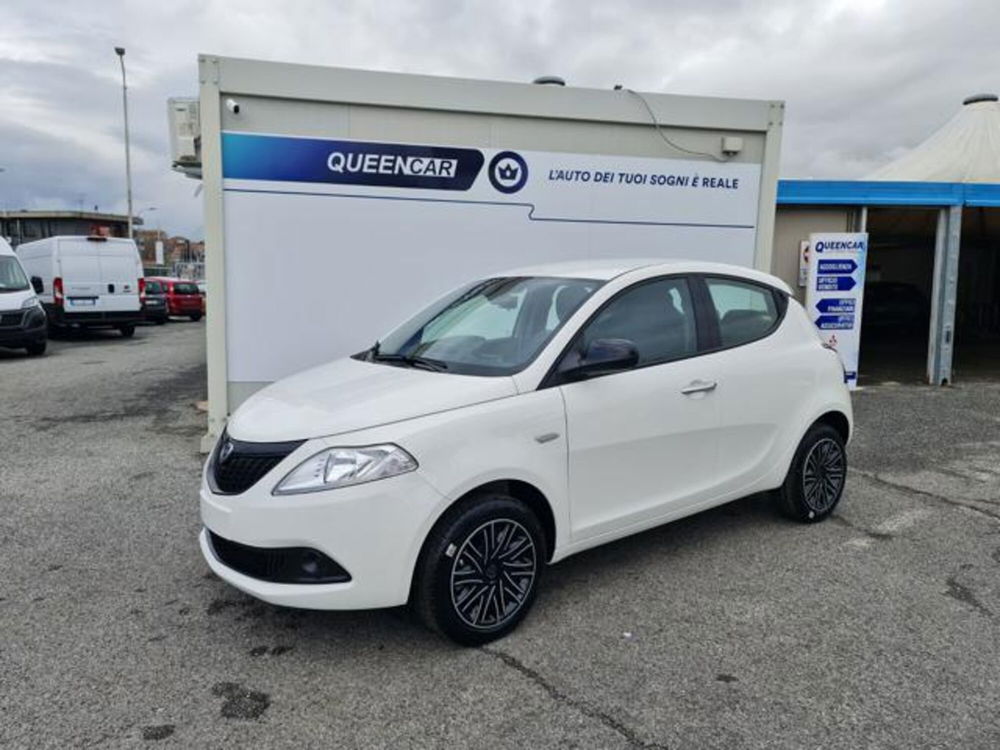 Lancia Ypsilon nuova a Torino