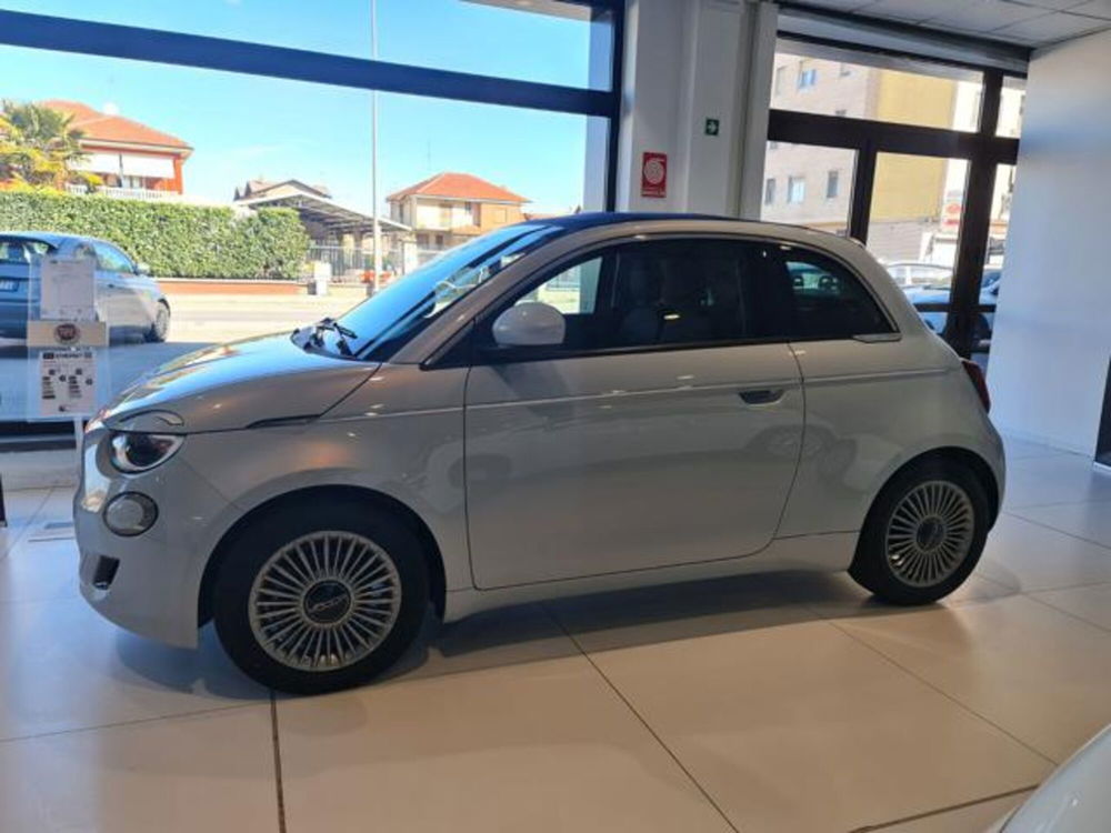 Fiat 500e Cabrio nuova a Torino (3)