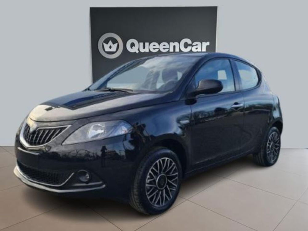 Lancia Ypsilon nuova a Torino