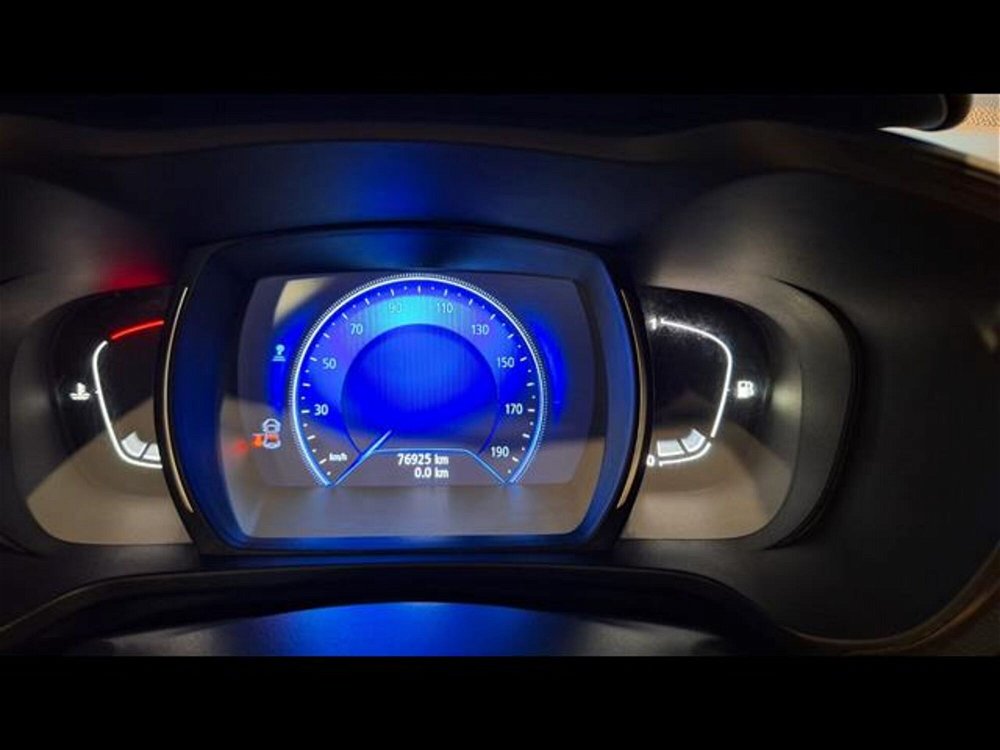 Renault Kadjar 8V 110CV Energy Hypnotic  del 2017 usata a Agrigento (4)