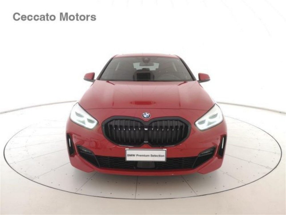 BMW Serie 1 116d 2.0 116CV cat 5 porte Attiva DPF del 2021 usata a Padova (2)