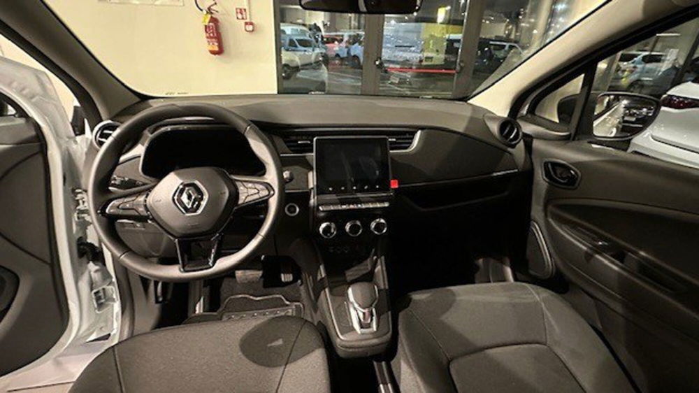 Renault Zoe nuova a Parma (6)