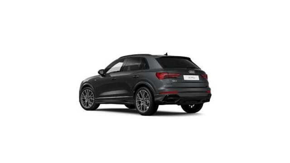 Audi Q3 45 TFSI e S tronic Identity Black nuova a Altavilla Vicentina (5)