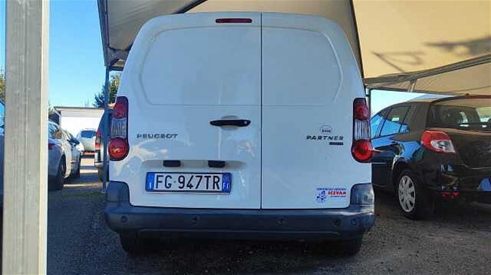 Peugeot Partner Telaio BlueHDi 100 L1 Pian.Cab. isotermico distribuzione del 2017 usata a Empoli (5)