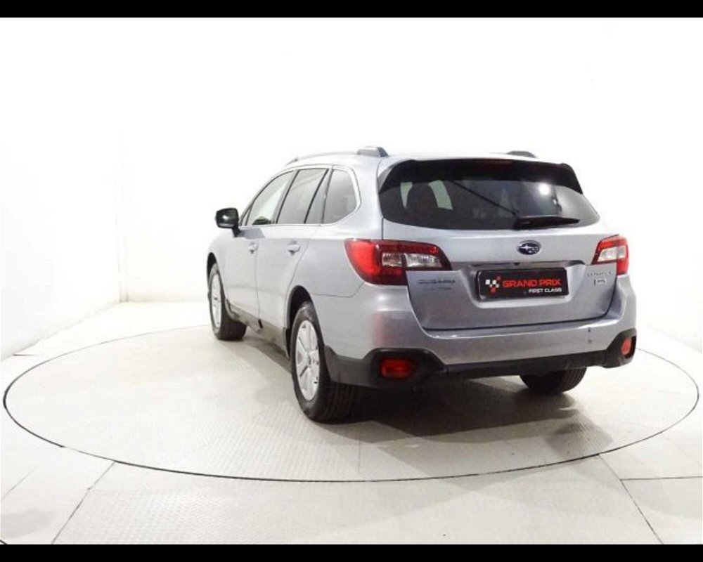 Subaru Outback 2.0d Lineartronic Free del 2017 usata a Castenaso (4)