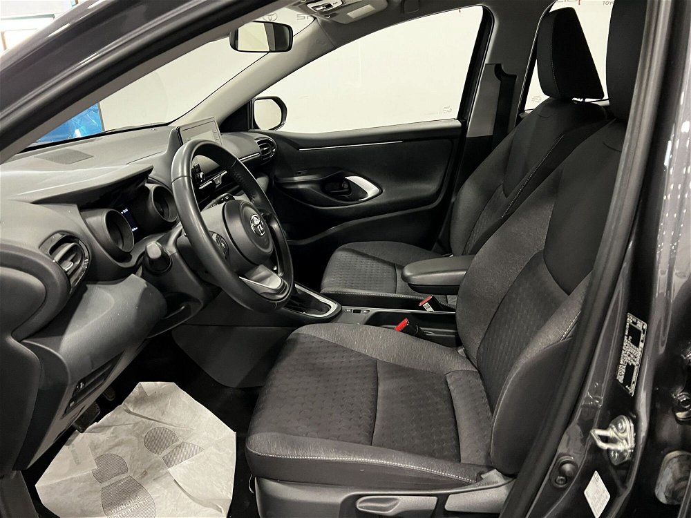 Toyota Yaris 1.5 Hybrid 5 porte Trend del 2020 usata a Torino (5)