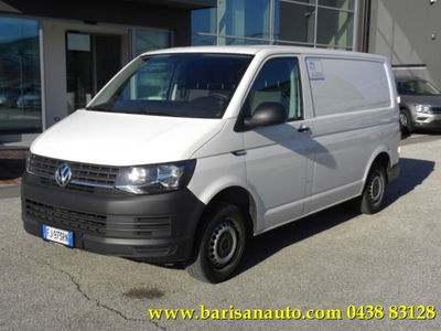 Volkswagen Veicoli Commerciali Transporter Furgone 2.0 TDI 102CV PC Furgone Eu6  del 2017 usata a Pieve di Soligo