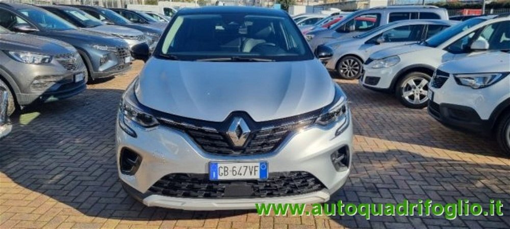 Renault Captur TCe 155 CV EDC FAP Intens  del 2020 usata a Savona