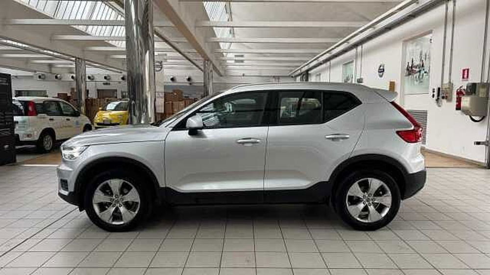 Volvo XC40 usata a Milano (2)