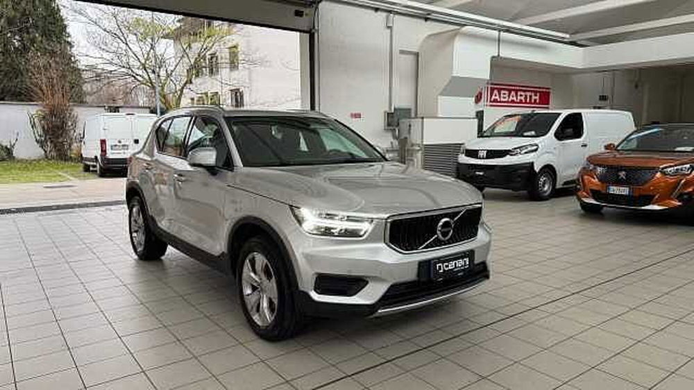 Volvo XC40 usata a Milano (7)