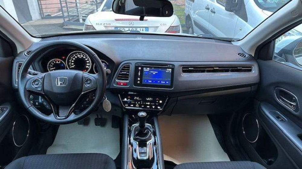 Honda HR-V usata a Vercelli (11)