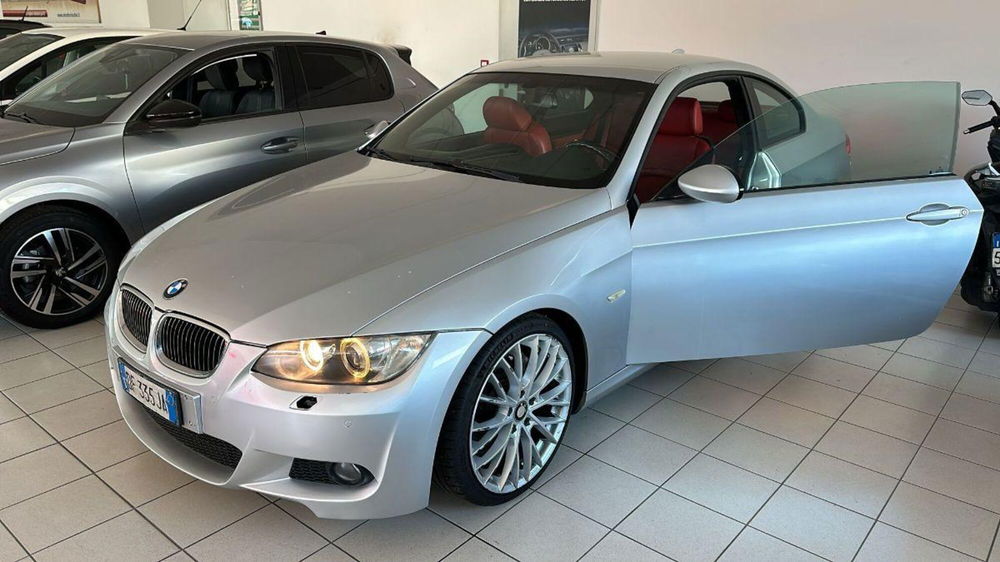 BMW Serie 3 Coupé usata a Napoli (3)