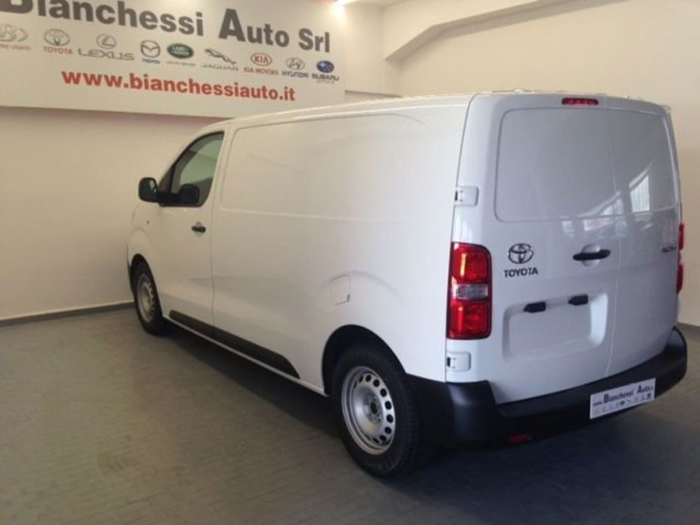 Toyota Proace nuova a Cremona (7)