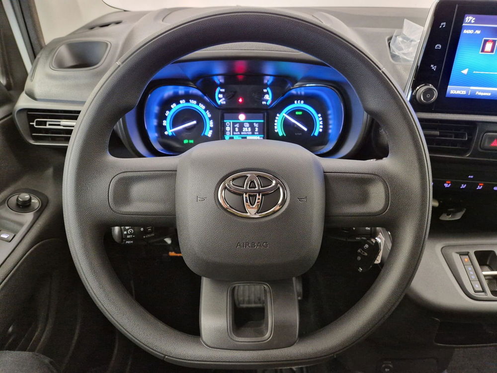 Toyota Proace City Electric nuova a Cremona (12)