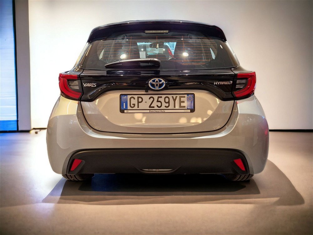 Toyota Yaris 1.5 Hybrid 5 porte Trend nuova a Cremona (5)