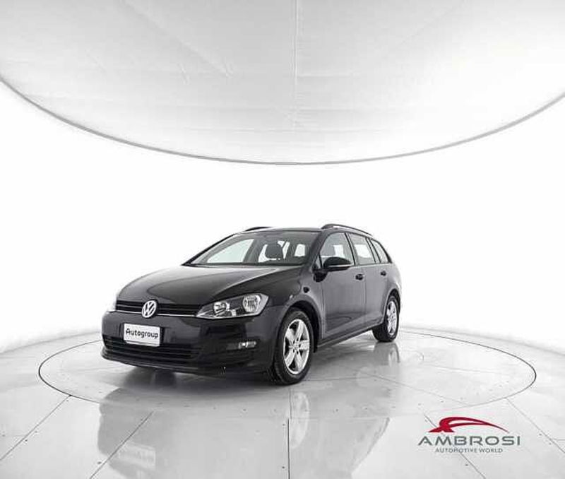 Volkswagen Golf Variant 1.6 TDI 90 CV Trendline BlueMotion Technology  del 2016 usata a Corciano