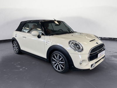 MINI Mini Cabrio 1.6 16V Cooper S Cabrio  del 2016 usata a Napoli