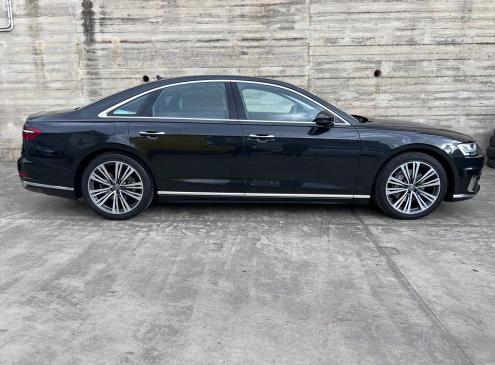 Audi A8 usata a Salerno (3)