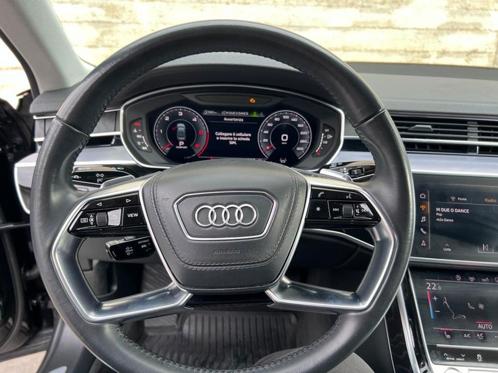 Audi A8 usata a Salerno (9)