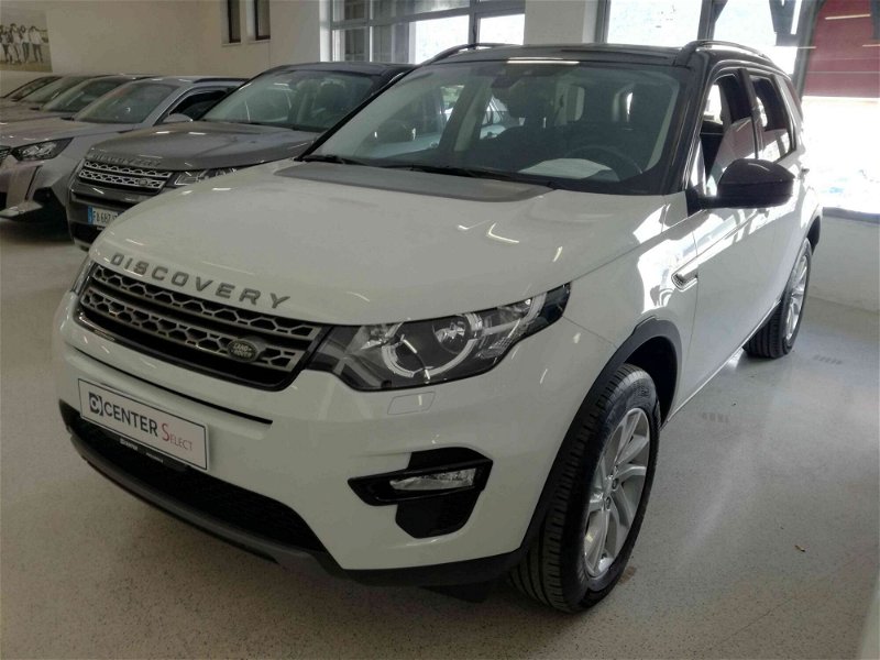 Land Rover Discovery Sport 2.0 TD4 150 CV HSE my 15 del 2017 usata a Salerno