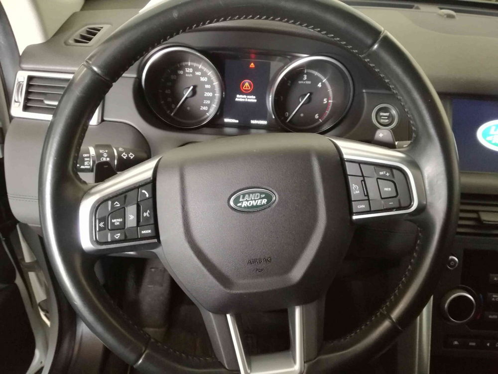 Land Rover Discovery Sport usata a Salerno (10)