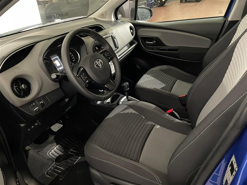 Toyota Yaris 1.5 Hybrid 5 porte Active  del 2019 usata a Roma (5)