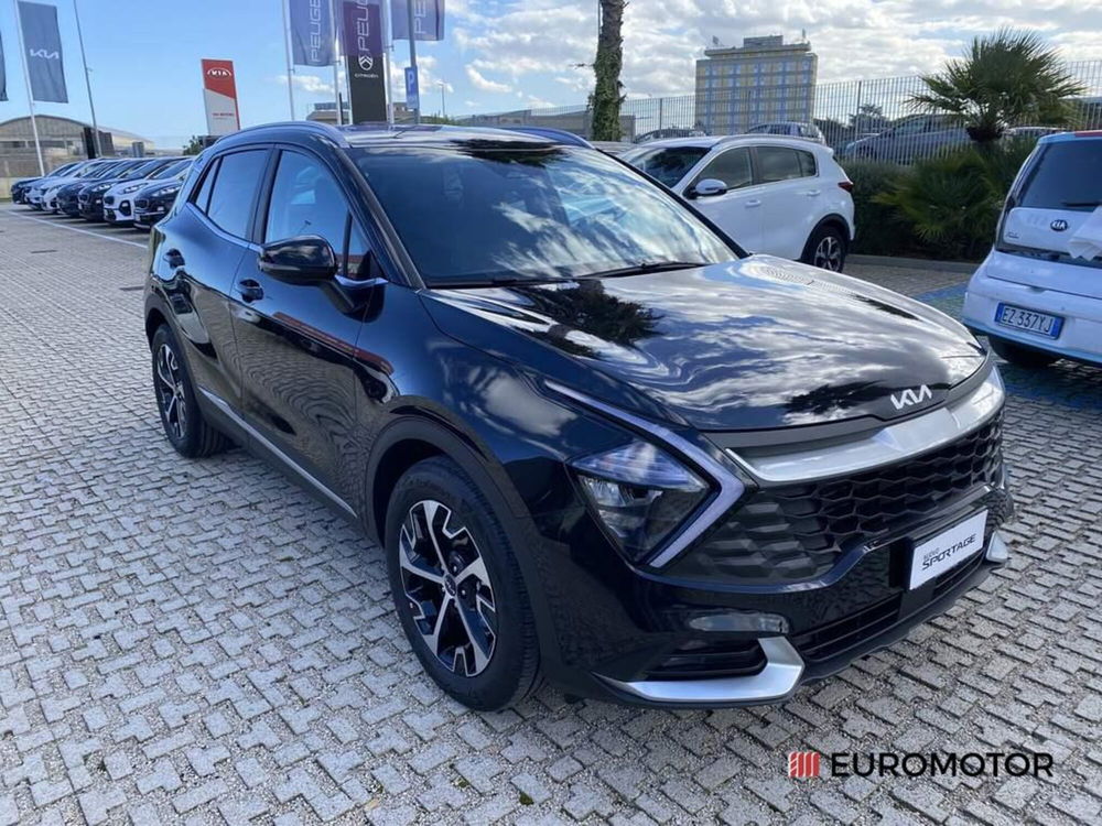 Kia Sportage 1.6 crdi mhev Style dct nuova a Modugno (3)