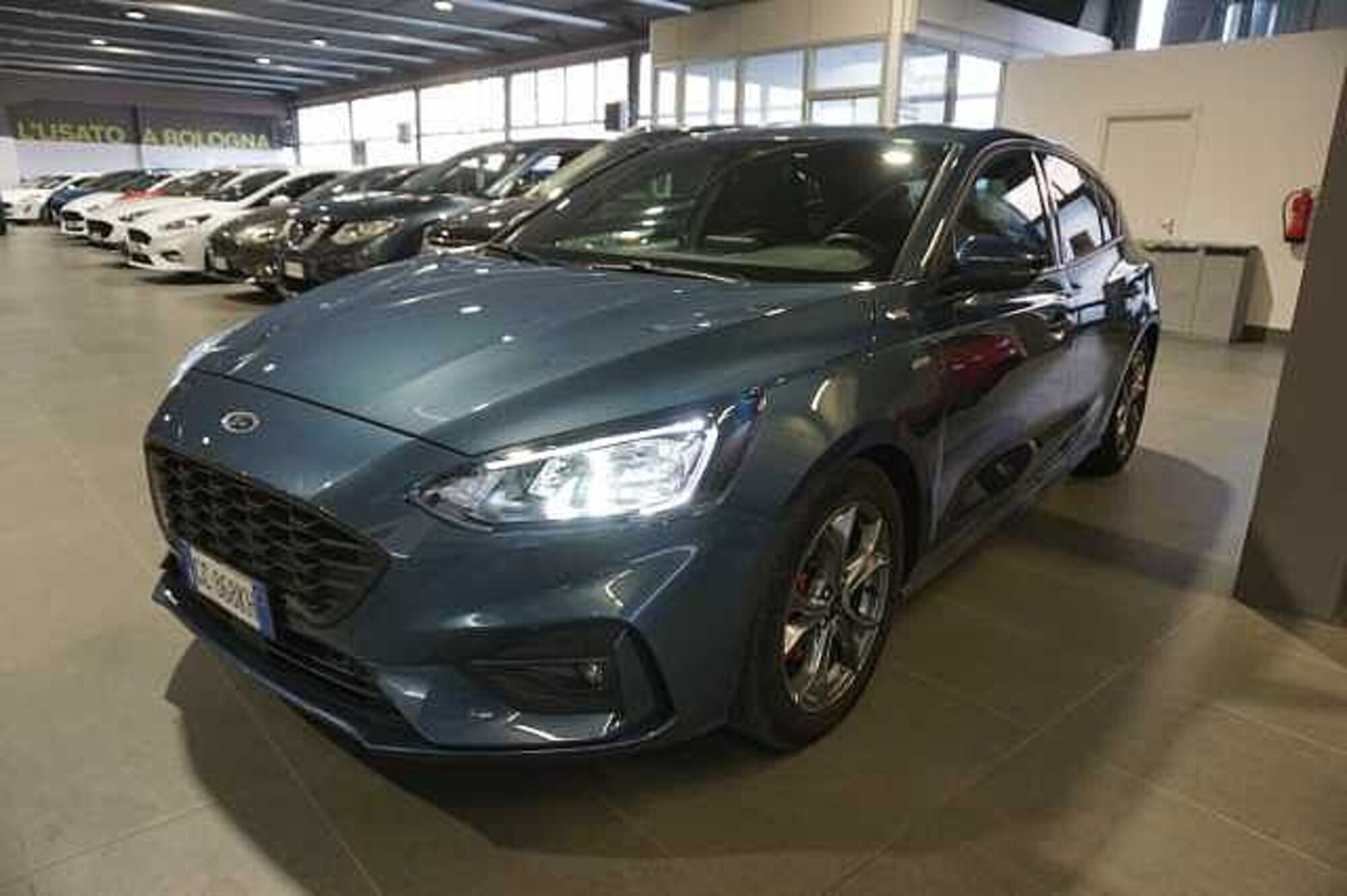 Ford Focus 1.0 EcoBoost Hybrid 155 CV 5p. ST-Line X  del 2020 usata a Bologna