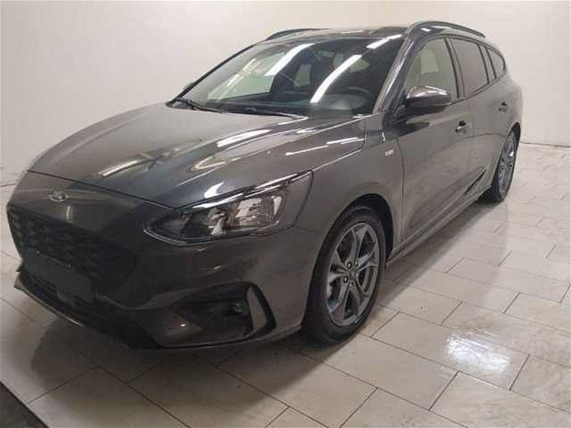 Ford Focus Station Wagon 1.0 EcoBoost 125 CV SW ST-Line  del 2021 usata a Cuneo