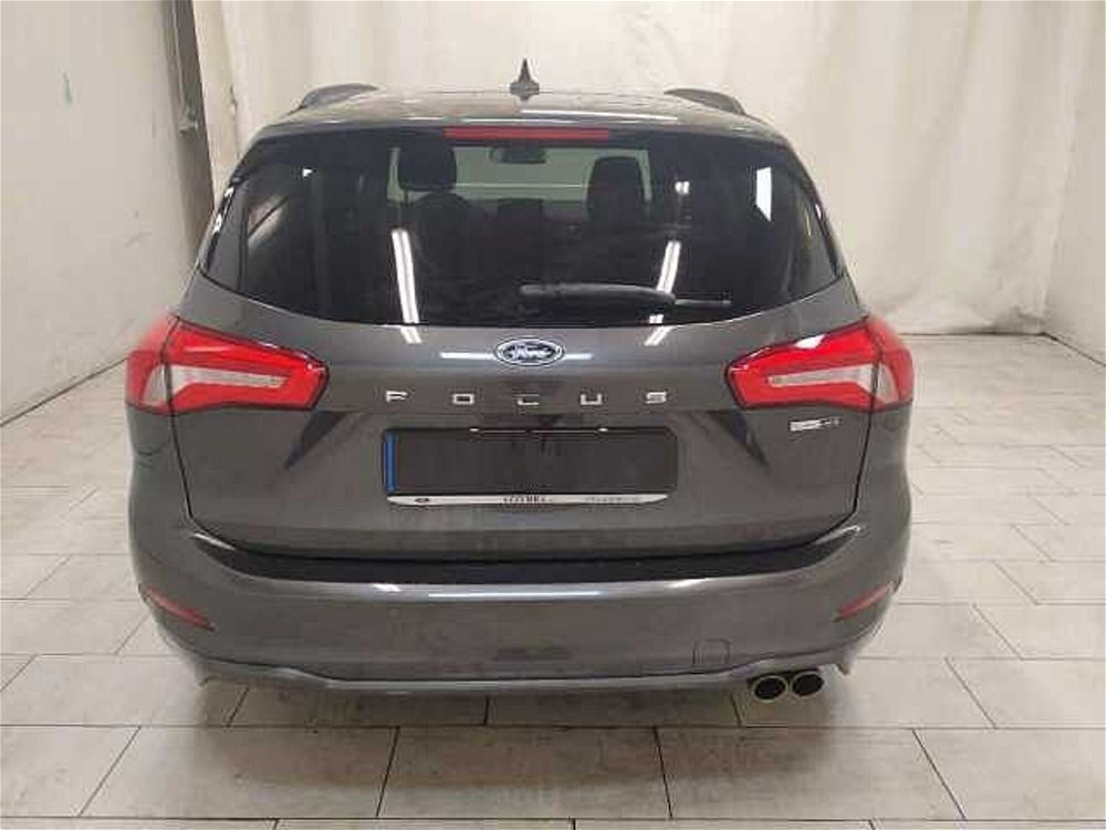 Ford Focus Station Wagon 1.0 EcoBoost 125 CV automatico SW ST-Line  del 2021 usata a Cuneo (5)