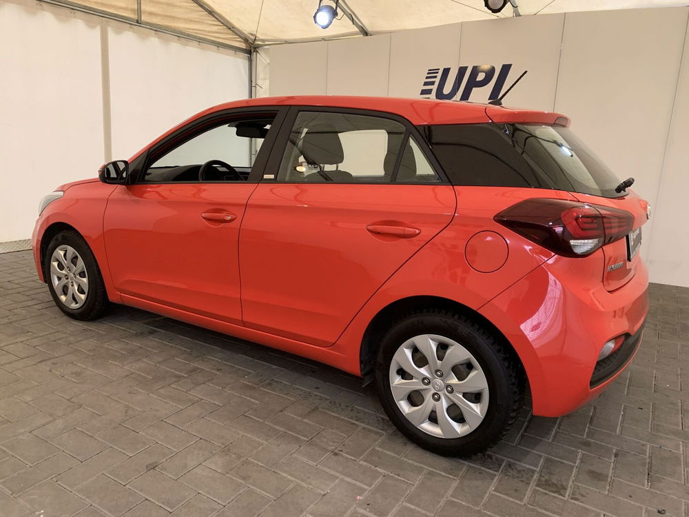 Hyundai i20 1.2 mpi Connectline mt del 2020 usata a Firenze (2)