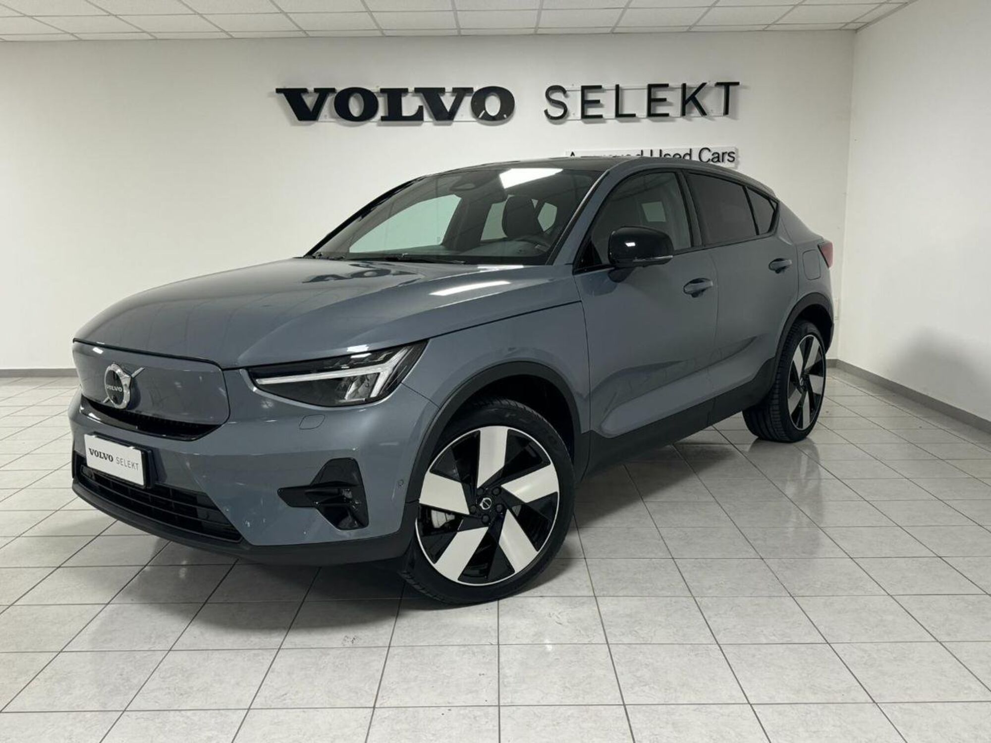 Volvo C40 Recharge Twin Motor AWD Ultimate  del 2022 usata a Lurate Caccivio