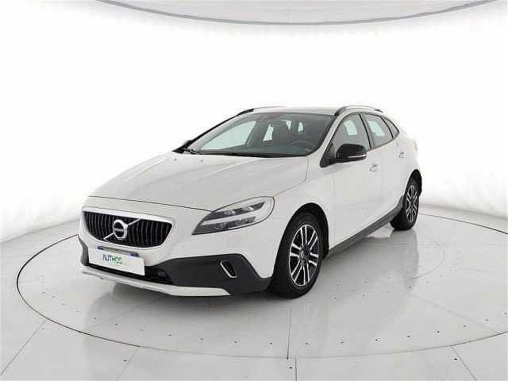Volvo V40 Cross Country D2 Geartronic Business Plus  del 2018 usata a Torino (2)